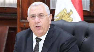 وزير الزراعة يؤكد توافر السلع بأسعار مخفضة استعدادا لشهر رمضان