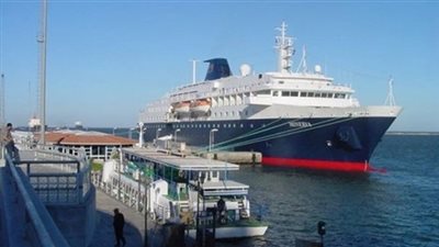 وصول وسفر 6622 راكبا وسائحا ومعتمرا وتداول 202 شاحنة بالبحر الأحمر