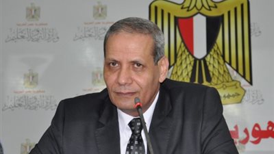 وزير التربية والتعليم يرد على تسريب الامتحانات بـ5 قرارات عاجلة