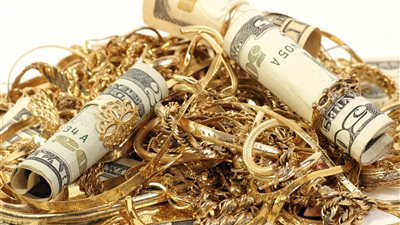 ارتفاع أسعار الذهب بسبب تراجع الدولار