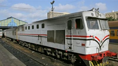 رسميًا.. تشغيل أول ماكينة تذاكر ذكية للقطارات بمدينة 6 أكتوبر