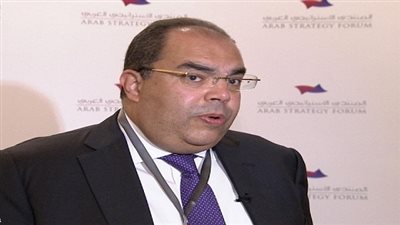 وزير الاستثمار الأسبق: الطبقة المتوسطة تتحمل أعباء أكثر من محدودي الدخل