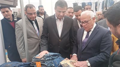 افتتاح معرض «في حب مصر»  لشباب المشروعات الصغيرة في بورسعيد