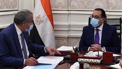 رئيس الوزراء يتابع ترتيبات توفير السلع بالمحافظات استعداداً لشهر رمضان