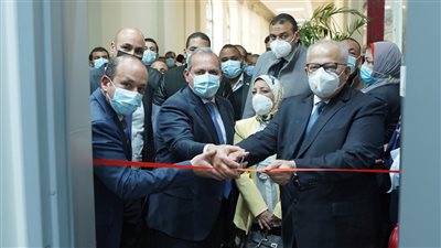 البنك الأهلي يفتتح وحدة علاج ودراسات أمراض الأمعاء بمستشفى قصر العيني