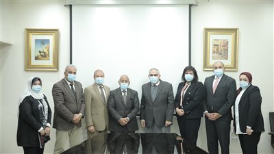 «الأهلي المصري» يطلق مبادرة «دراجتك صحتك» لعملاء بطاقة «ميزة»