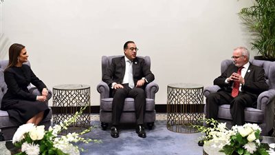 مدبولي يلتقي رئيس بنك الاستثمار الأوروبي على هامش فعاليات منتدى أفريقيا