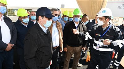 بتكلفة 2.3 مليار دولار.. وزير البترول يتفقد توسعات مصفاة ميدور