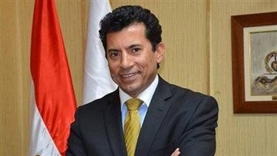 وزير الرياضة يطلق استمارة مؤتمر القاهرة القومي الأول لشباب جنوب السودان