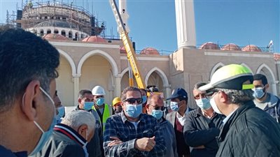 مسئولو الإسكان يتفقدون مشروعات مدينة العلمين الجديدة