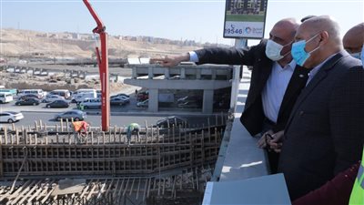 وزير النقل: المساحة تحدد تعويضات العقارات المتعارضة مع تطوير الطريق الدائري