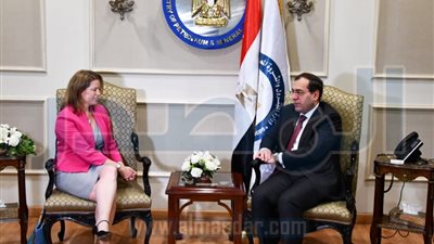 مفوضية بريطانيا لأفريقيا: مصر لديها مصداقية كبرى في الاستثمار بالبترول