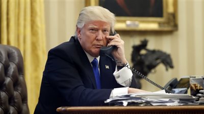 رويترز: 18 اتصالا على الأقل بين إدارة 