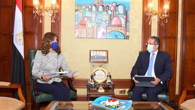 الحكومة تبحث آليات التعاون لتنظيم برامج سياحية للمصريين بالخارج