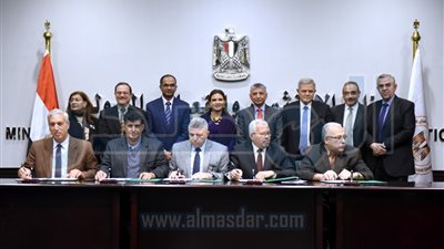 وزيرة الاستثمار تشهد توقيع اتفاقًا لتمويل مشروعات الصرف الصحى بـ300 مليون دولار