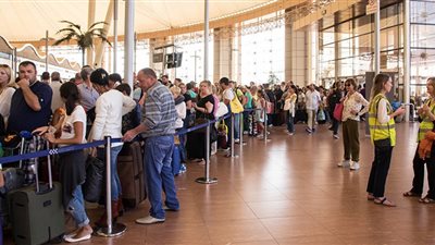 المركزي للإحصاء: 48,6% زيادة في أعداد السائحين خلال مارس