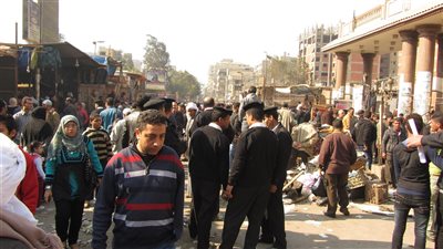  مدير أمن القاهرة يقود حملة لإزالة وتسكين الباعة الجائلين بميدان المحطة بحلوان