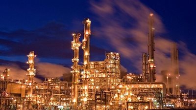 افتتاح توسعات مصنع موبكو للبتروكيماويات بدمياط خلال ساعات