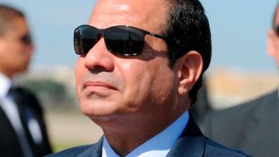 السيسي يضع إكليل من الزهور على قبر الجندي المجهول في ذكرى انتصارات أكتوبر