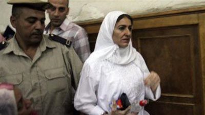 سجن ياسمين النرش 4 سنوات وغرامة 50 الف جنيه للاعتداء على ضابط بالمطار