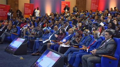 إشادات أفريقية بنجاح 