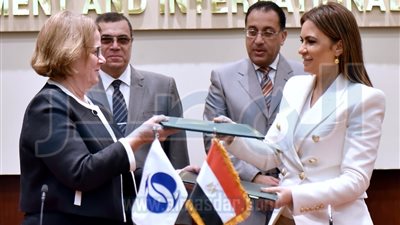 البنك الأوروبي: استثمار مليار يورو لدعم مشروعات بمصر 