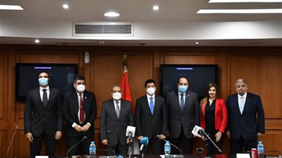 تدشين مبادرة «دراجتك .. دخلك» لتوفير فرص عمل للشباب