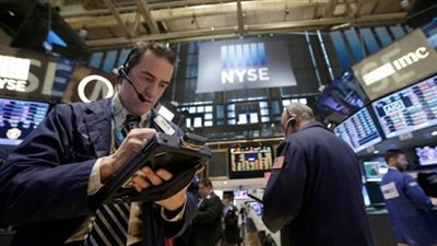 الأسهم الأمريكية تغلق متباينة مع ترقب لإجتماع 