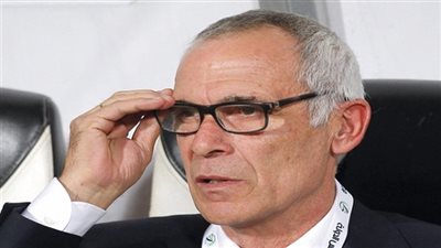 كوبر يختار 15 لاعبا محليا لمعسكر المنتخب استعدادا لتونس