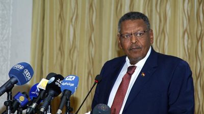 السودان يحظر دخول السلع الزراعية والحيوانية المصرية