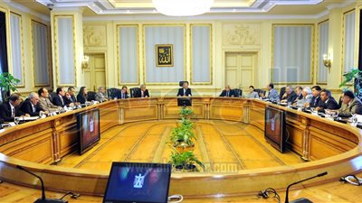 رئيس الوزراء: الحكومة لن تتردد في اتخاذ القرارات المناسبة لدعم المستثمرين