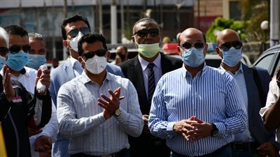 وزير الشباب يصل أسوان ويطلق شارة البدء لمهرجان الدراجات