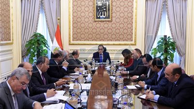 رئيس الوزراء يبحث مع وزير التجارة خطة تحفيز القطاع الصناعى وزيادة الصادرات