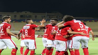 الأهلي  يلتقي المقاولون اليوم في غياب إكرامي ومتعب