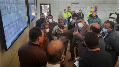 مسئولو جهاز 6 أكتوبر يتفقدون مشروعي مأخذ المياه العكرة ومحطة محولات الكهرباء