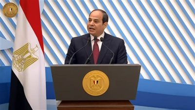 السيسي يوجه البنك المركزي بمنع التمييز ضد المرأة في منح القروض