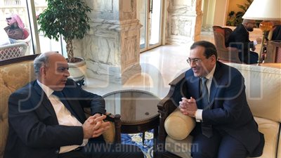 وزير البترول يبحث مع نظيره العراقي تعزيز التعاون وزيادة الاستثمارات