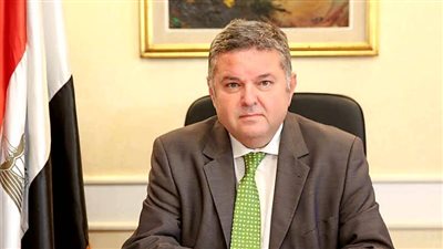 «قطاع الأعمال» يعيد تشكيل مجلس إدارة القابضة للأدوية