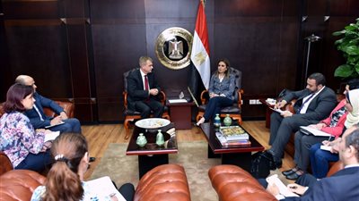 سحر نصر تبحث مع رئيس الغرفة الألمانية عقد منتدى مشترك في برلين