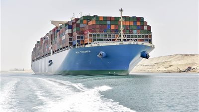 وصول وسفر 3064 راكبا بمينائي سفاجا والغردقة