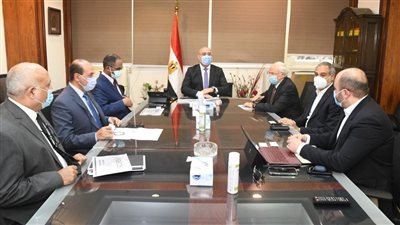 الجزار: توجيهات رئاسية بالاعتماد على الشركات الوطنية لتطوير الريف