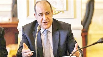 يضم بندًا لشركات التأمين.. عضو 