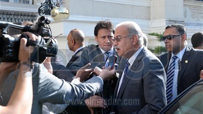 إسماعيل: التعاقد مع شركة عالمية لانتشال الصندوق الأسود للطائرة المنكوبة