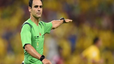 حكم لقاء السوبر.. شارك في كأس العالم وأدار 32 مباراة بدوري أبطال أوروبا