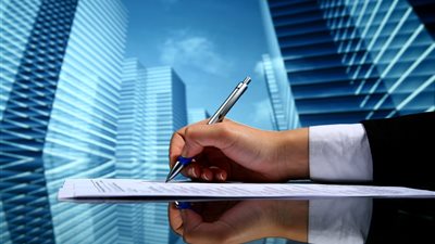 بالأرقام.. أغنى 5 مستثمرين في العالم: الأول كان بائع 