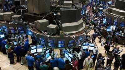 انخفاض مؤشرات البورصة الأمريكية فى مستهل التعاملات