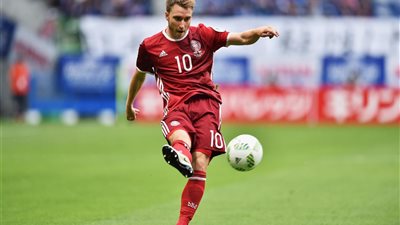 ايركسن يسجل الهدف الأول للدنمارك في مرمى ألمانيا 