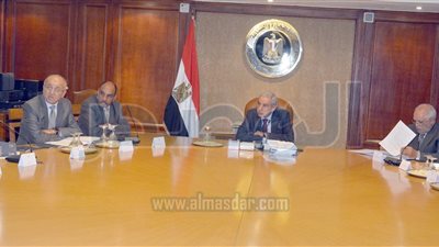 قابيل: الوزارة ملتزمة بتطبيق الجزاءات الواردة بقانون تفضيل المنتج المحلي