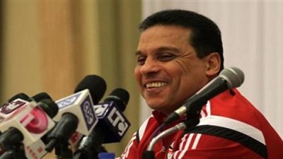 الأهلي يقرر تجديد عقد حسام البدري