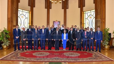 السيسي للمستثمرين: أتابع إجراءات تذليل العقبات مع الحكومة